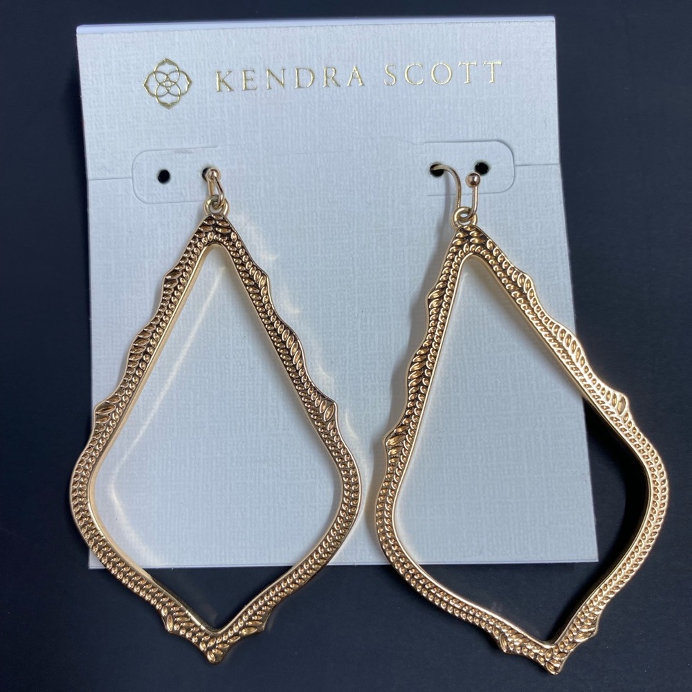The Sophee Drop Earrings in Gold - Pretty, Light Weight, Wear Any Occasion